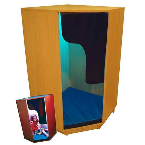 Wooden Padded Den with Mood lighting (EU adapter ONLY and UK Converter)